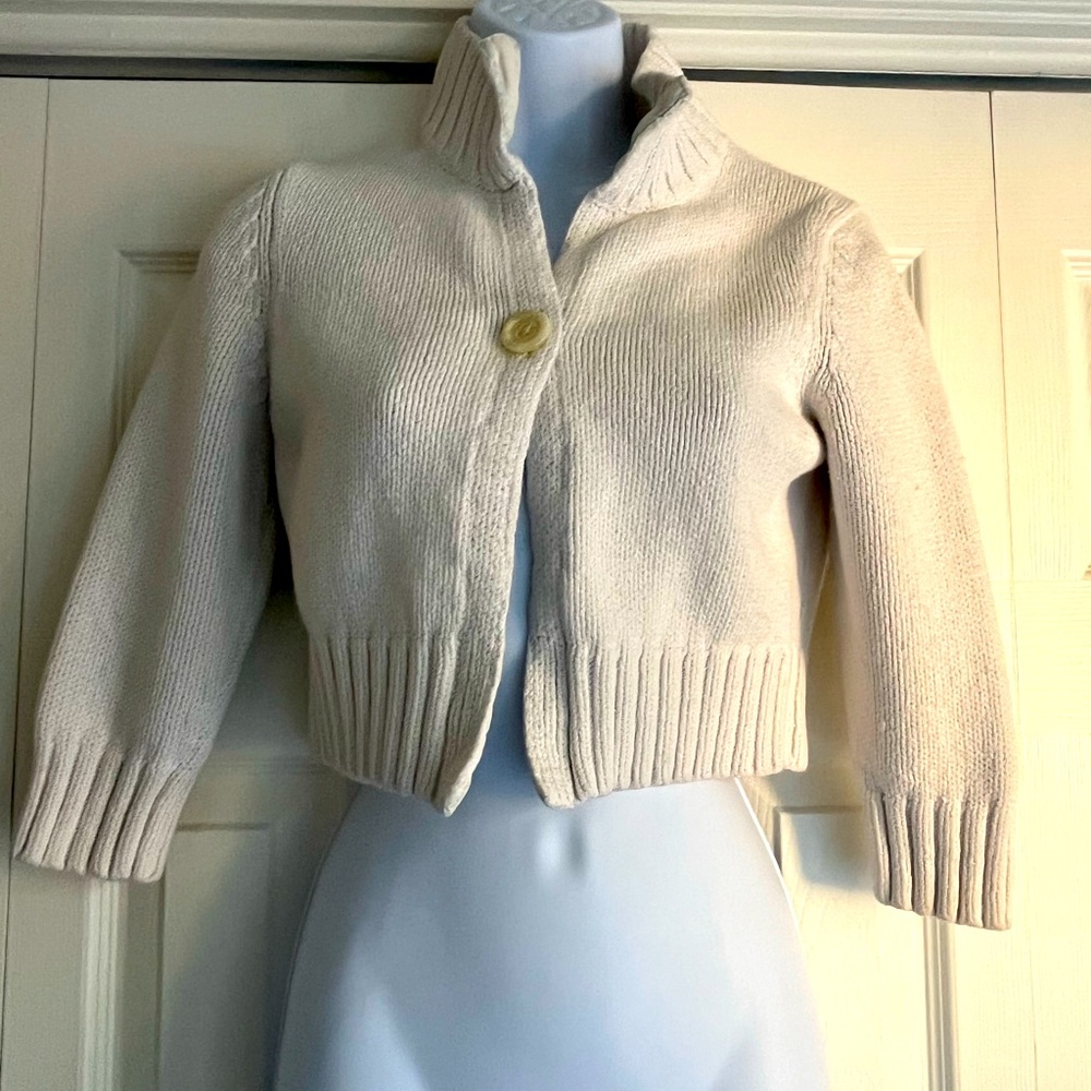 AEO 90s Crop Knit Sweater - Cream - Button - a cherished fav - Juniors Large